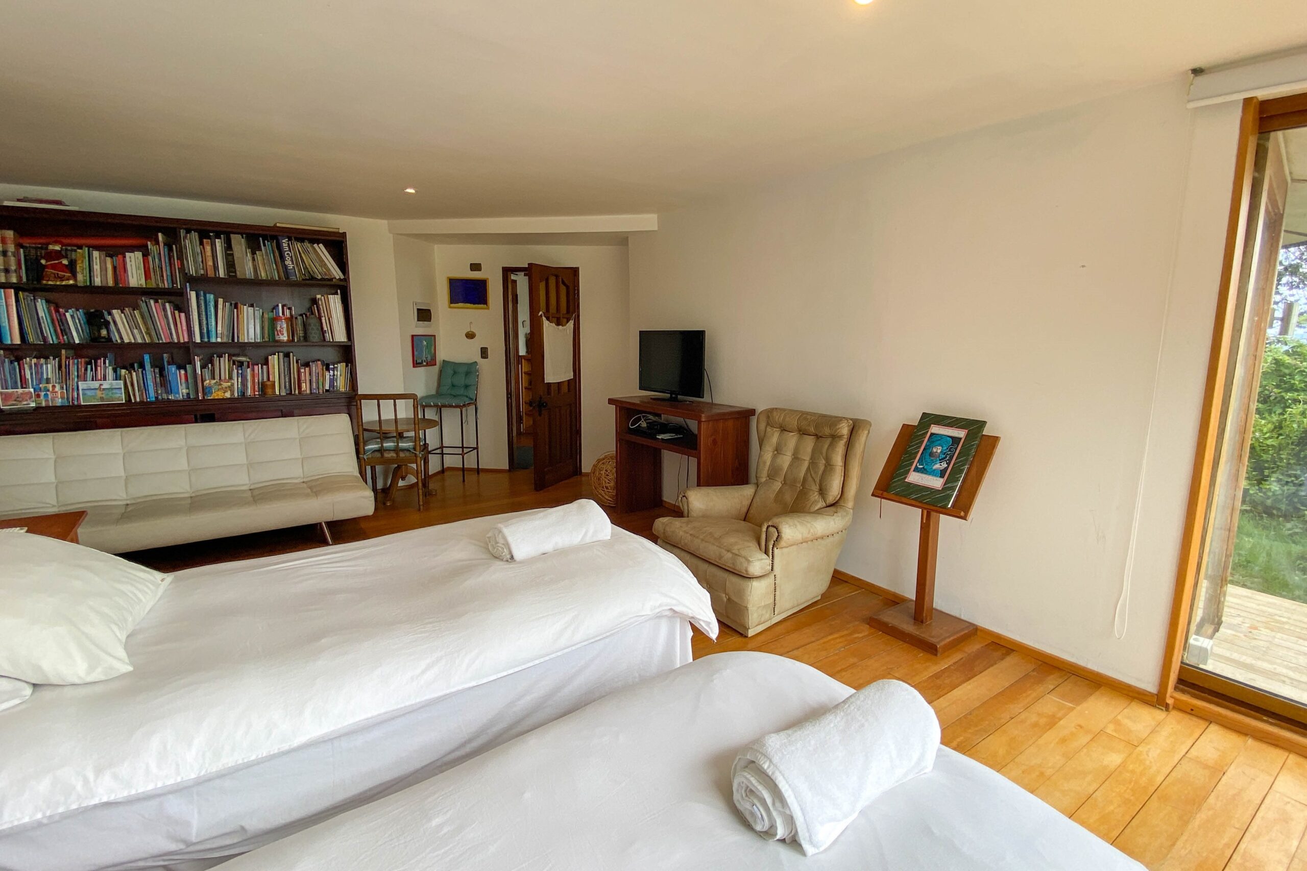 Bajada lago | Playa Hermosa