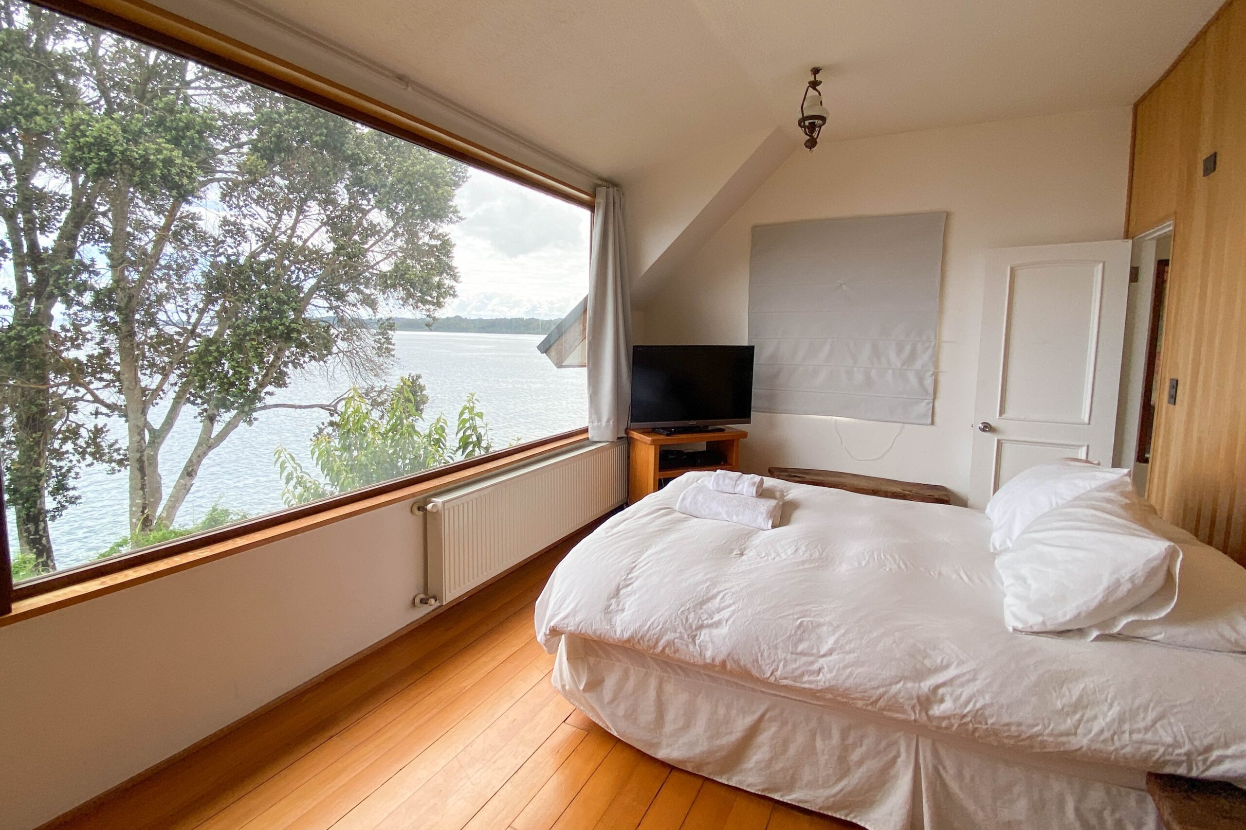 Bajada lago | Playa Hermosa