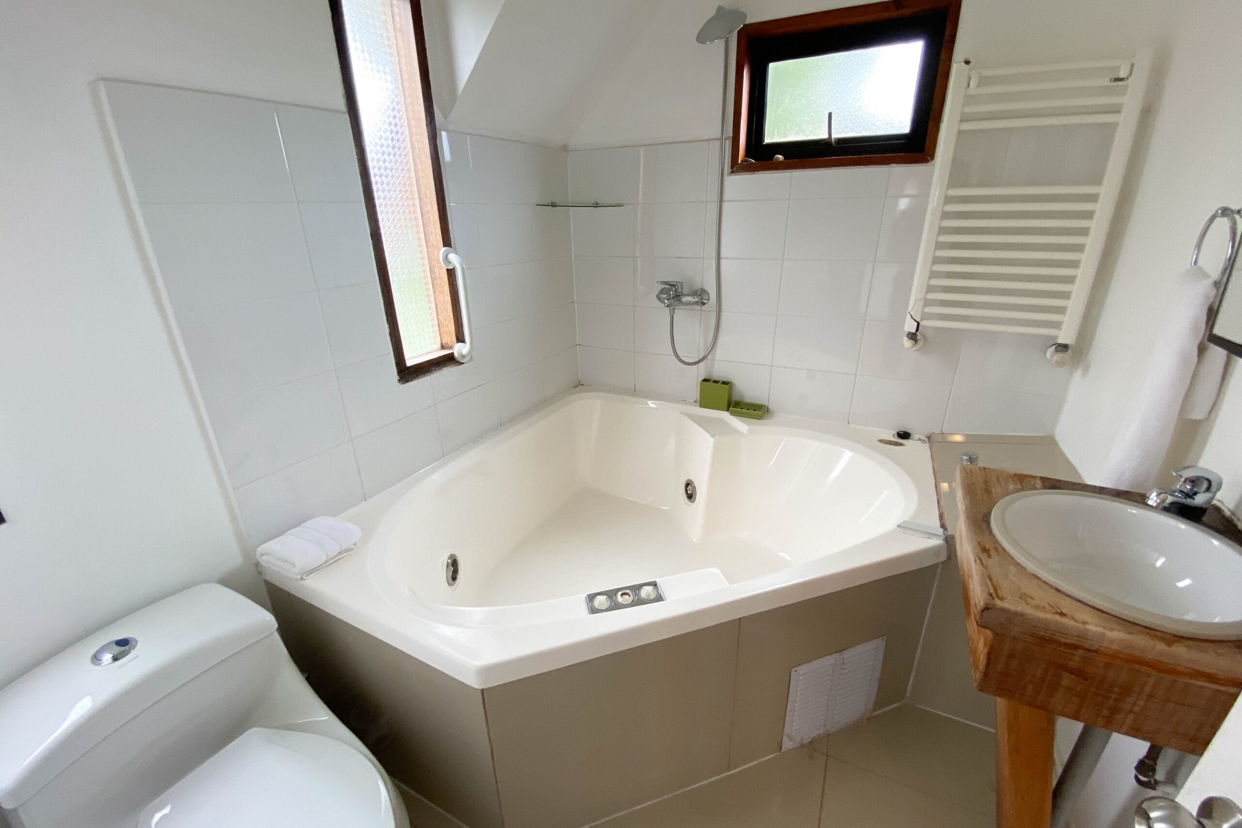 Bajada lago | Playa Hermosa