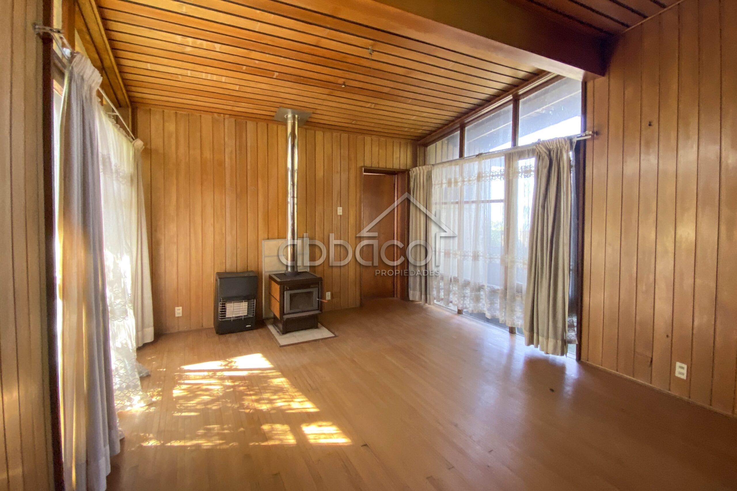 Comercial | Cll. Urmeneta