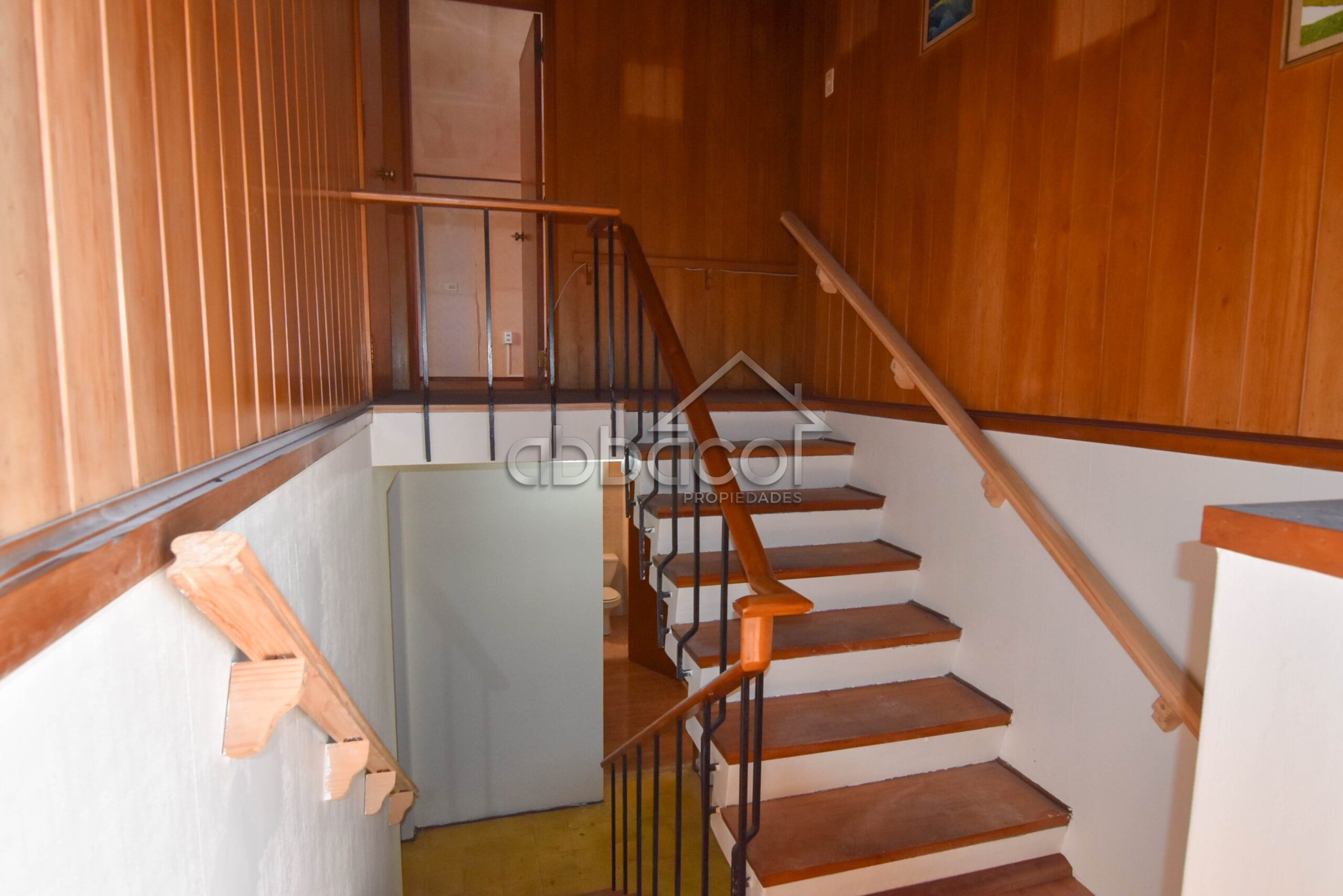 Comercial | Cll. Urmeneta