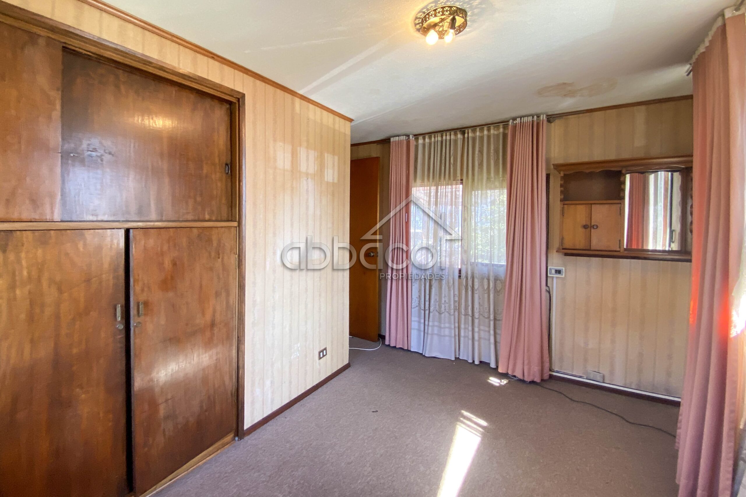 Comercial | Cll. Urmeneta