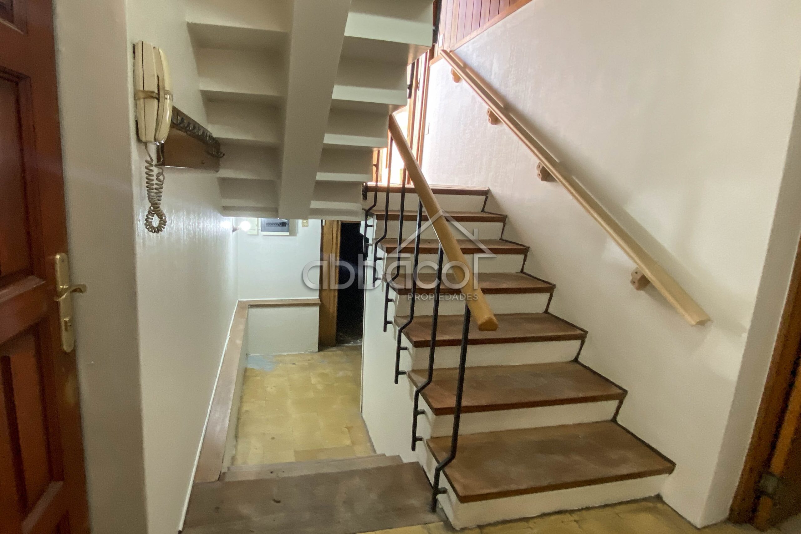 Comercial | Cll. Urmeneta