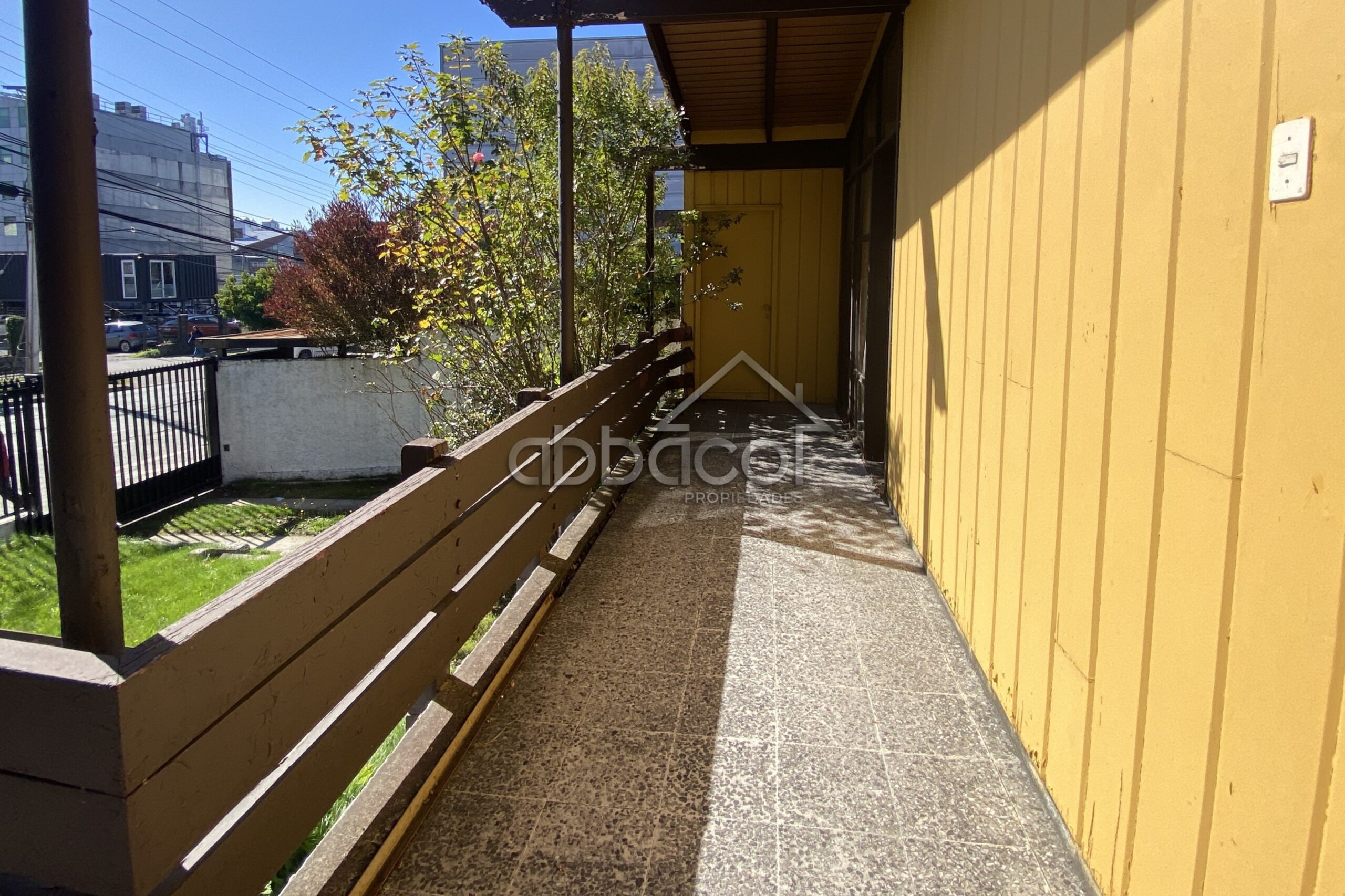 Comercial | Cll. Urmeneta