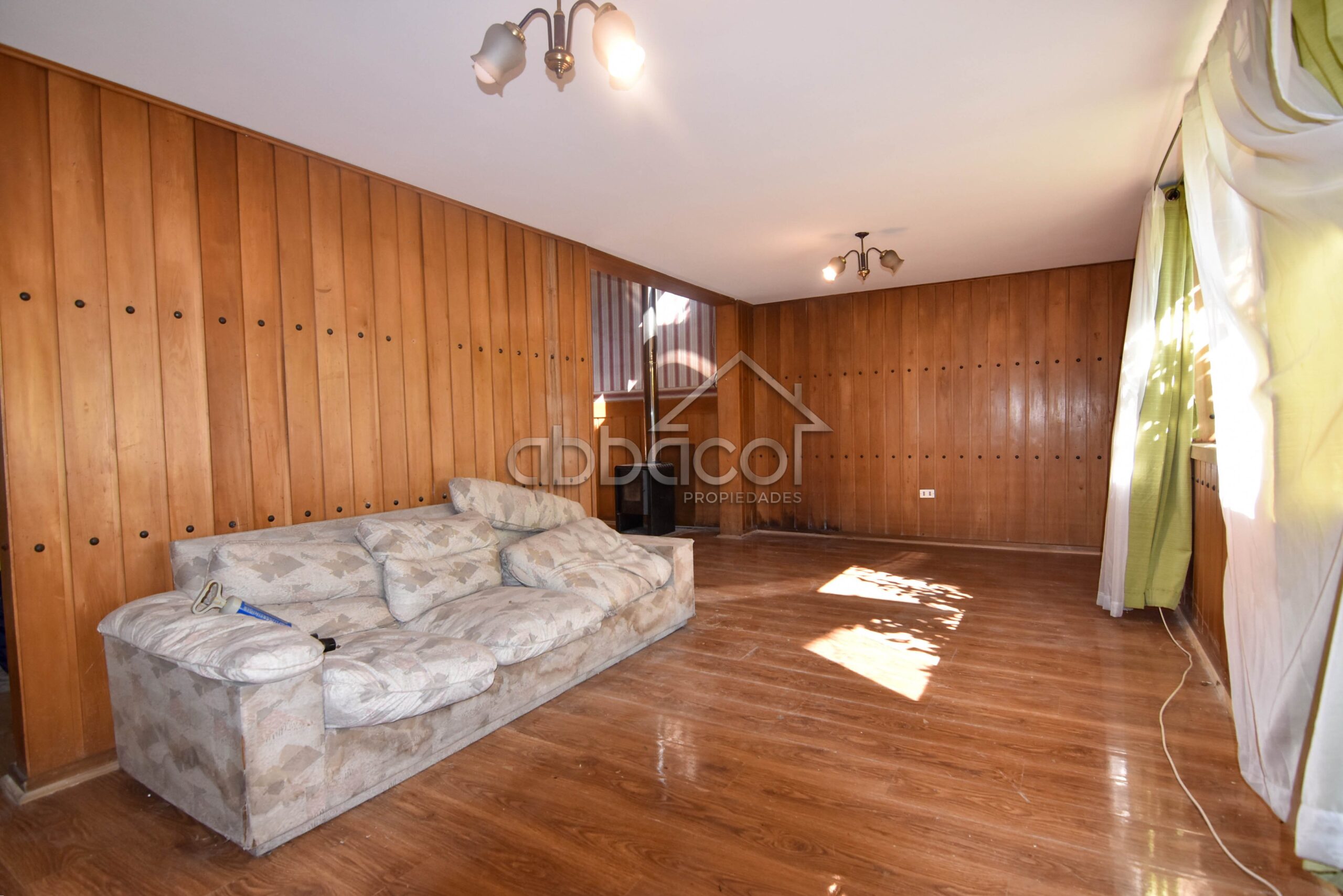 Comercial | Cll. Urmeneta