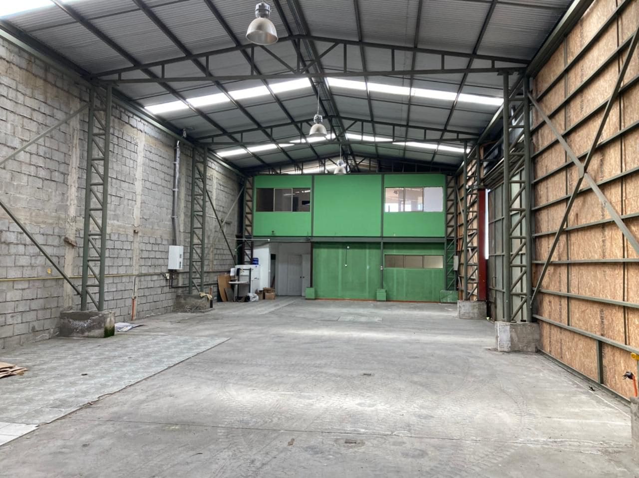 Bodega/oficina | P. Industrial